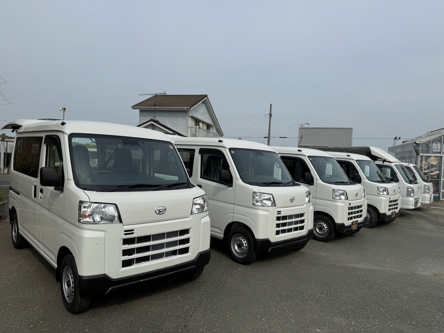 保有車両ラインナップ - 株式会社SORTEの軽貨物車両
